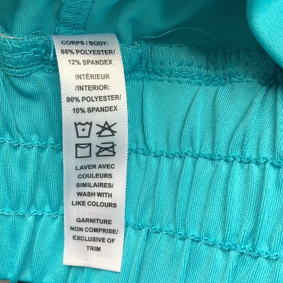 Kyodan Golf 2 piece set, long sleeve top and matching skort, UPF 50, Palm print - Picture 12 of 12